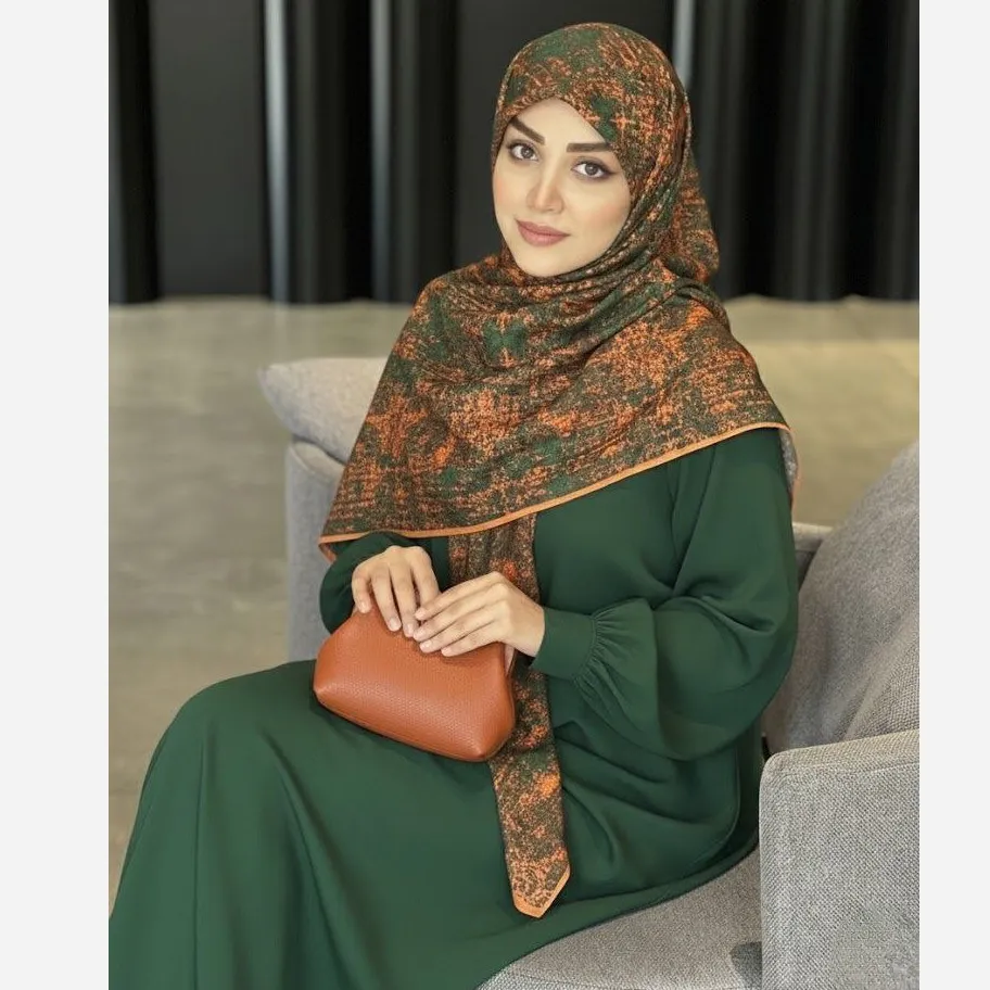 روسری نخی کاستوم طرح ساناز قواره بزرگ 140 سانتیمتر چرخ دوز