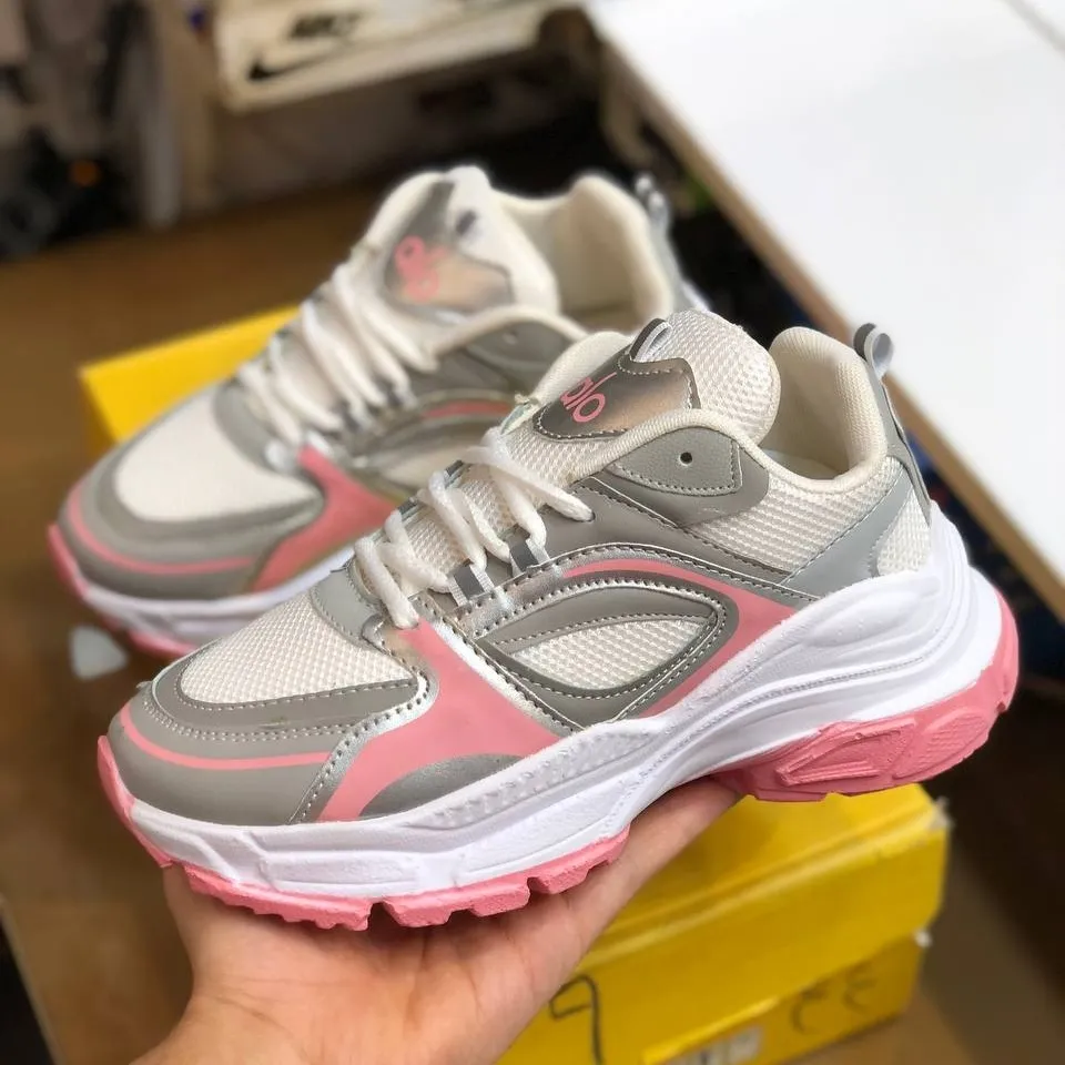 کفش لژدار زنانه پارچه تنفسی زیره پیو طوسی صورتی