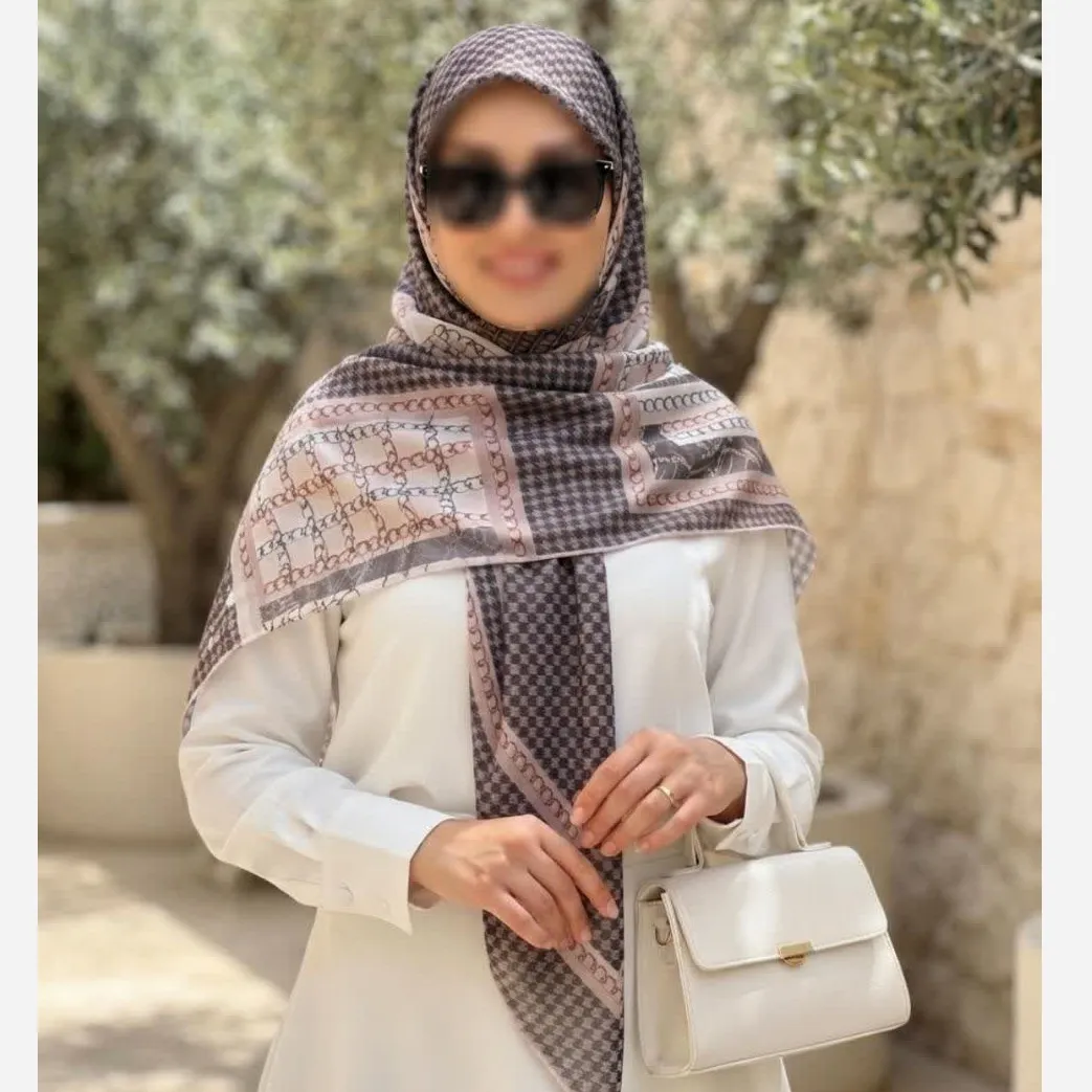 روسری نخ کاستوم طرح منو قواره بزرگ 140 سانتیمتر