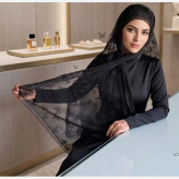 شال تور پروانه ای مشکی حاشیه گیپور ابعاد 170 در 60 سانتی متر
