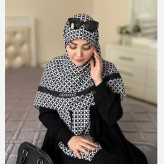 روسری نخ طرح مایایه سفید مشکی دوردوز ابعاد 140 در 140