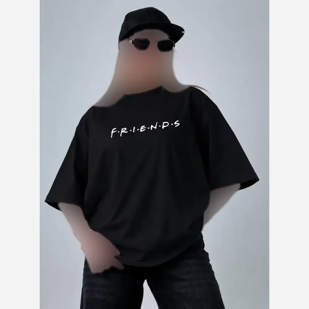 تیشرت لش پنبه طرح friends باکسی قواره دار
