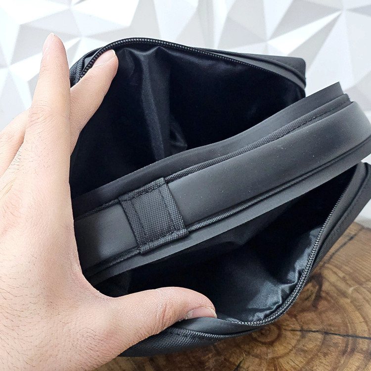 کیف دستی مردانه ضد آب سیلیکونی دو خانه (2)