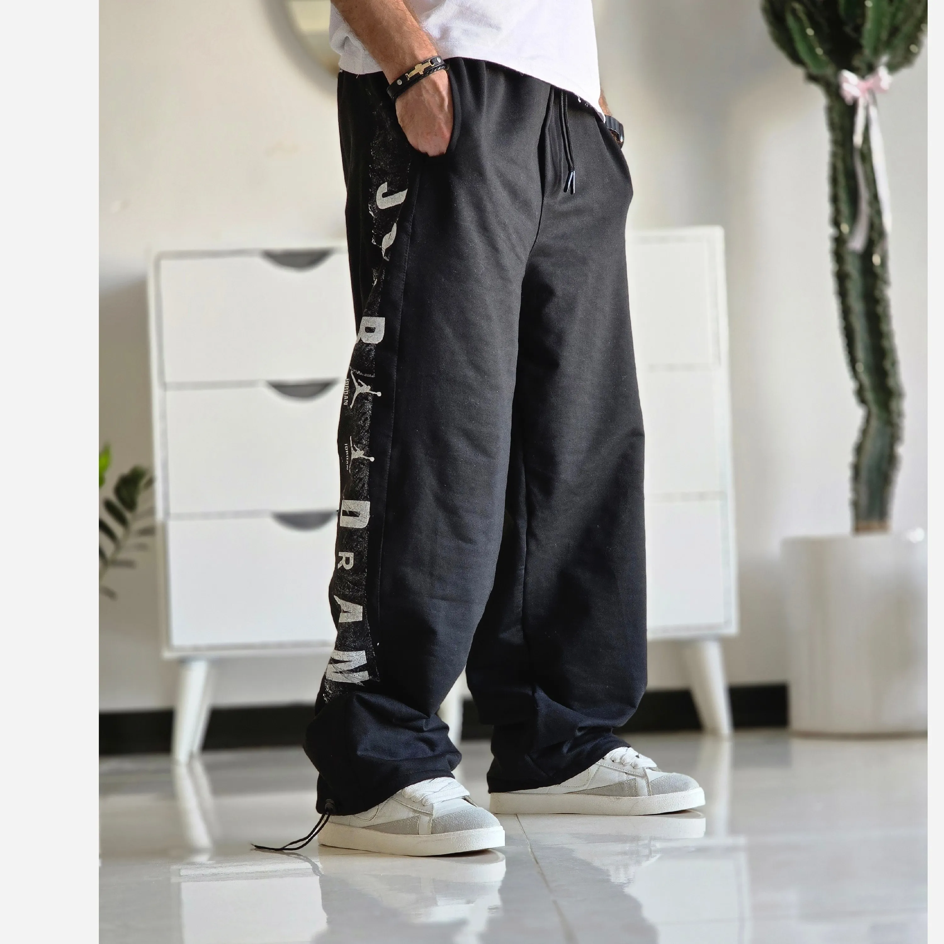 شلوار اسلش بگ جردن دمپا گت دار رنگ مشکی پارچه گلکسی اسپان سایز XXL XXXL
