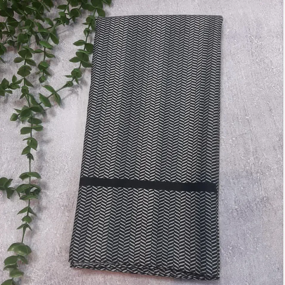 روسری نخ کاستوم طرح مارال ابعاد 140 در 140